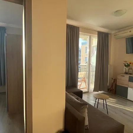 Bratanov Vip Vision Apartament